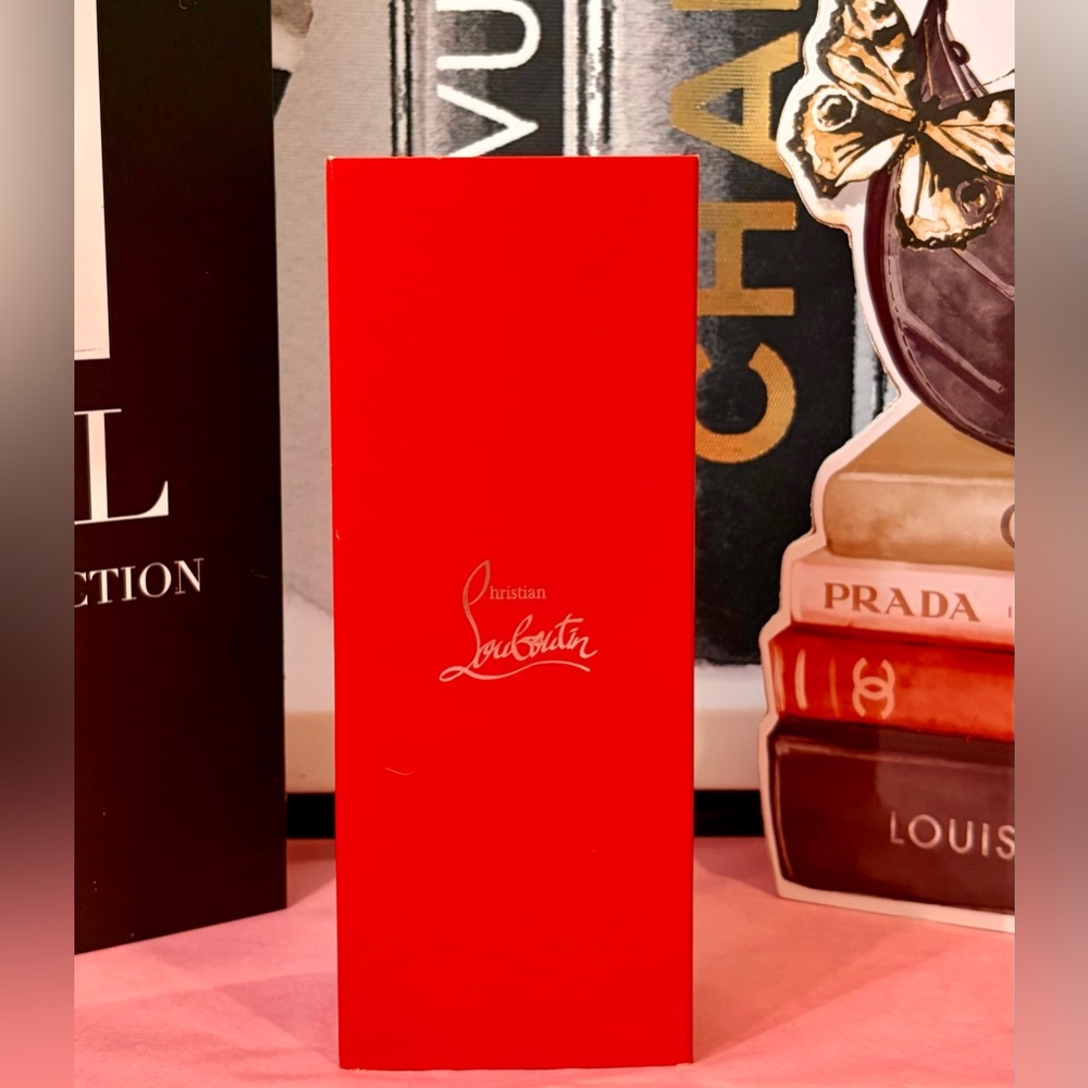 NIB CHRISTIAN LOUBOUTIN Rouge LOUBOUTIN Lipstick VELVET MATTE - Picture 2 of 13